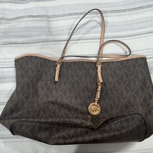 Michael Kors purse